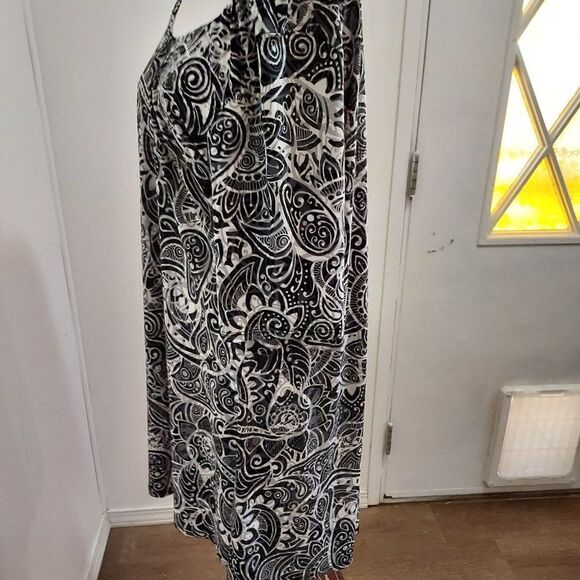 FANTAZIA M pit to pit 22 inch length 34 1`/2 VCG - Picture 3 of 3